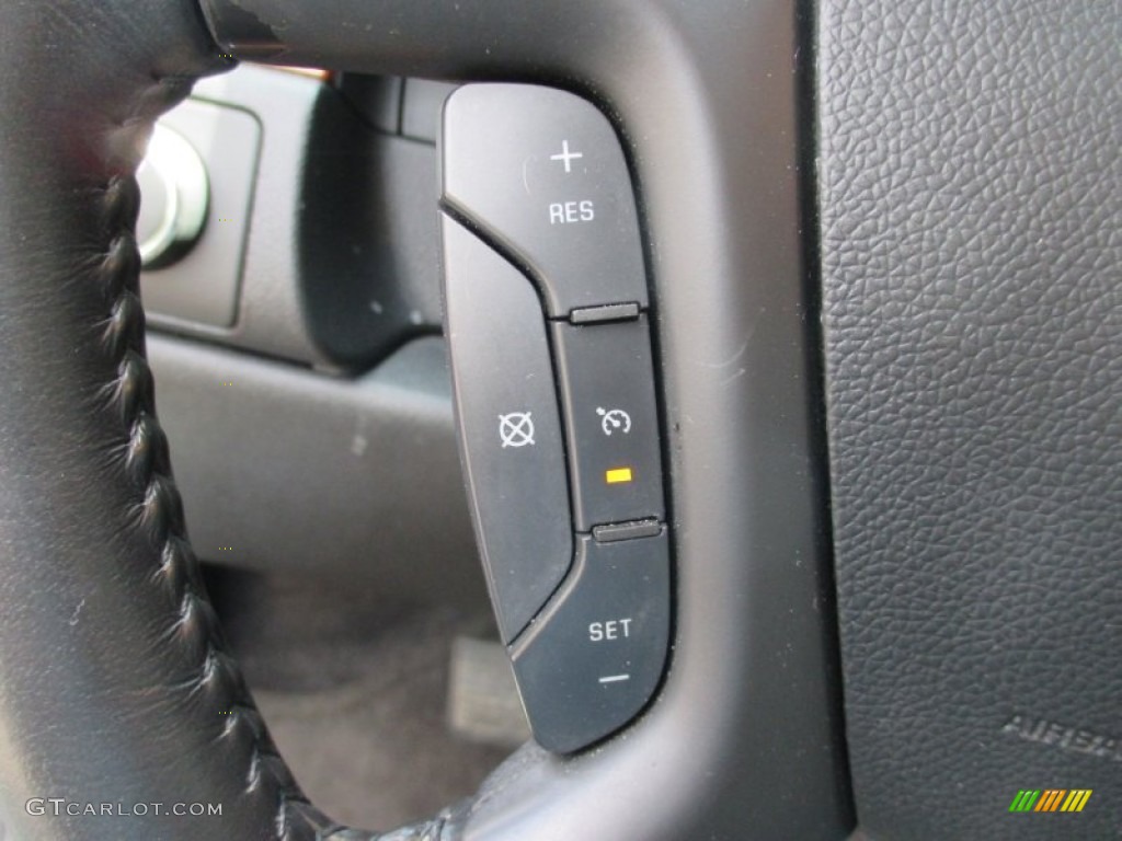 2010 Tahoe LT 4x4 - Sheer Silver Metallic / Ebony photo #37