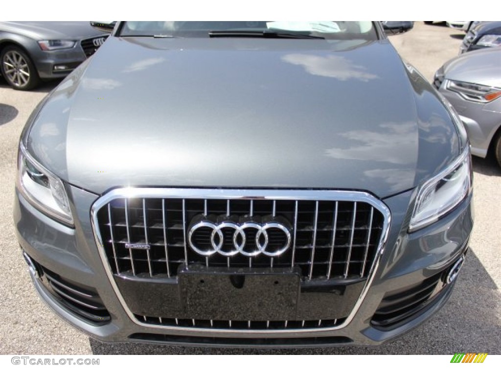 2016 Q5 2.0 TFSI Premium quattro - Monsoon Gray Metallic / Black photo #2
