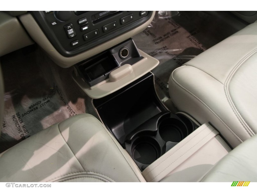 2001 DeVille Sedan - Cashmere / Neutral Shale photo #10