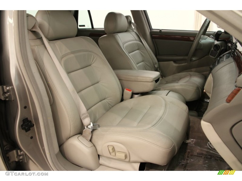 2001 DeVille Sedan - Cashmere / Neutral Shale photo #11