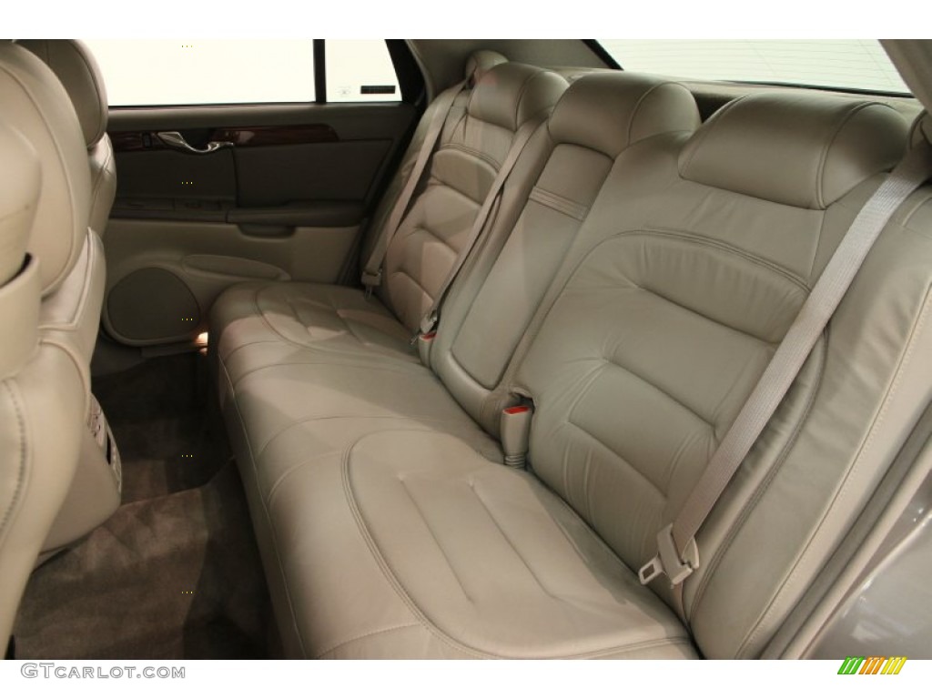 2001 DeVille Sedan - Cashmere / Neutral Shale photo #13