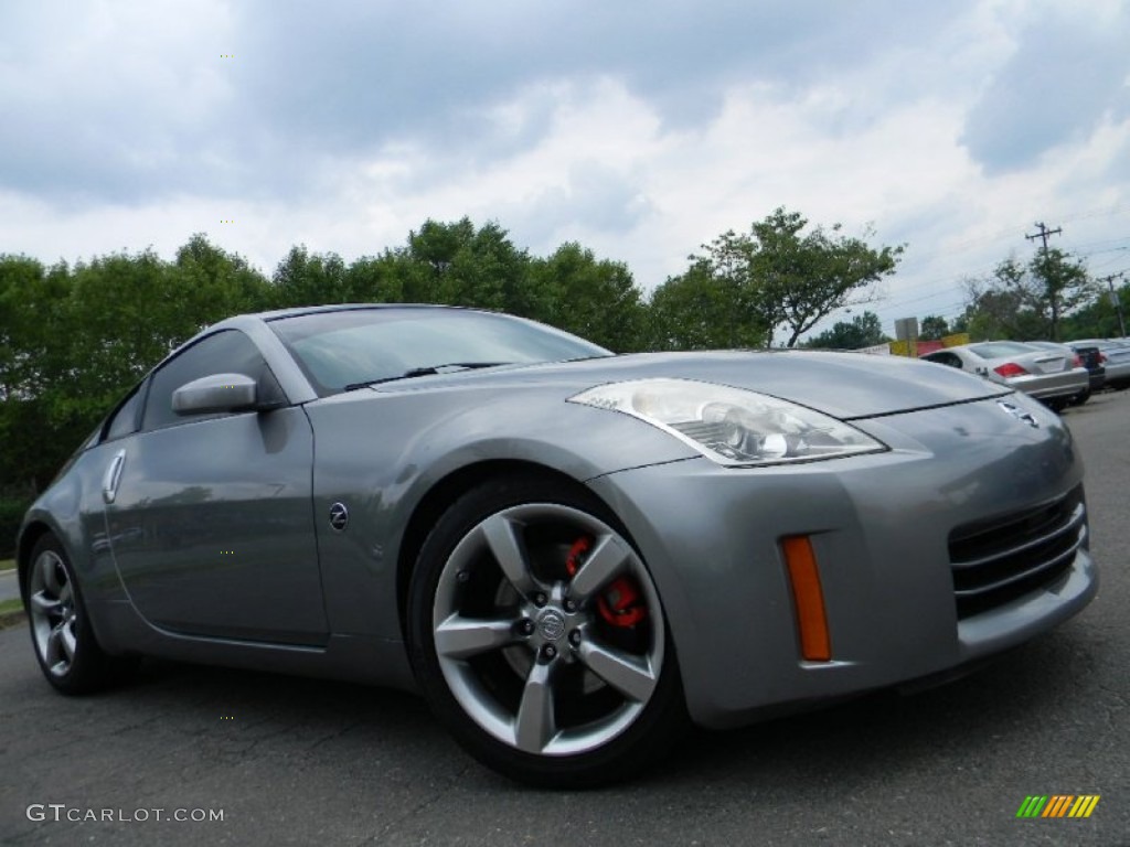 2006 350Z Enthusiast Coupe - Silverstone Metallic / Carbon Black photo #2