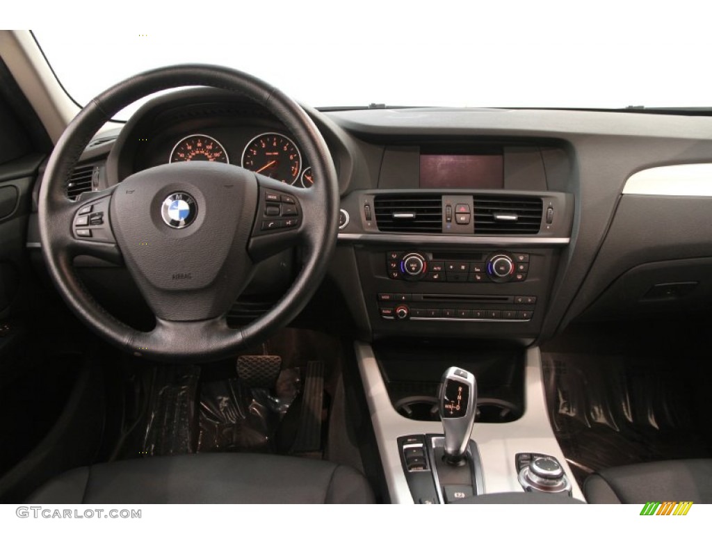 2013 X3 xDrive 28i - Space Gray Metallic / Black photo #17