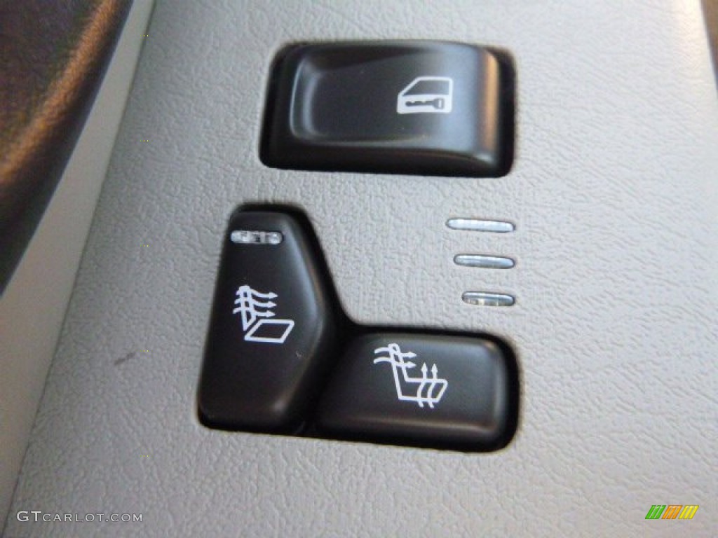 2007 TrailBlazer LT 4x4 - Summit White / Light Gray photo #19