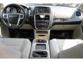Stone White - Town & Country Touring - L Photo No. 10