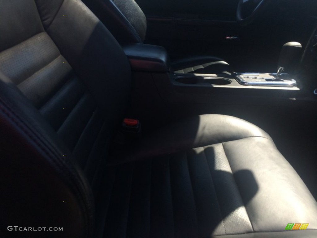 2010 Challenger SE - Brilliant Black Crystal Pearl / Dark Slate Gray photo #14