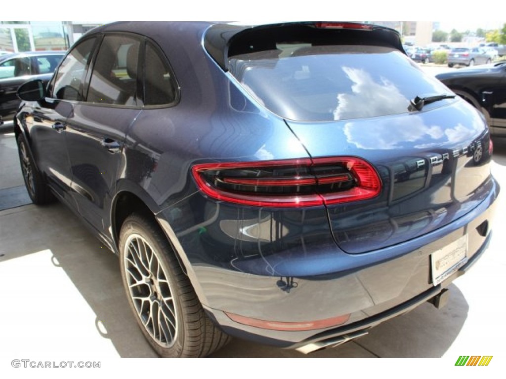 2016 Macan Turbo - Dark Blue Metallic / Agate Grey photo #6