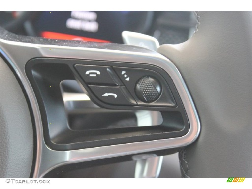 2016 Porsche Macan Turbo Controls Photo #105861320