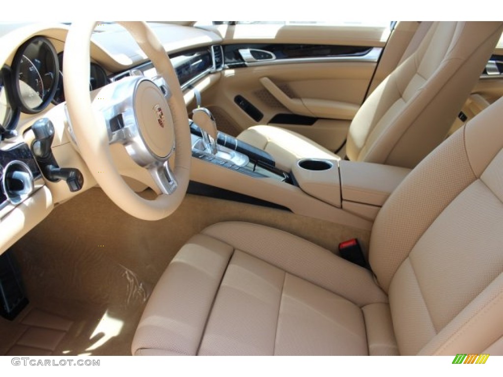 2016 Porsche Panamera 4 Edition Front Seat Photos