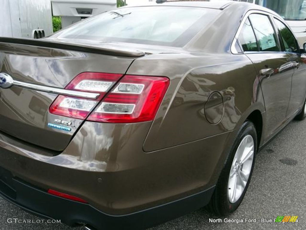 2015 Taurus SEL - Caribou Metallic / Charcoal Black photo #34