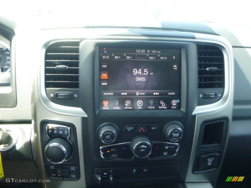 2014 1500 SLT Crew Cab 4x4 - Bright White / Black/Diesel Gray photo #15