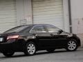 Black - Camry LE Photo No. 24