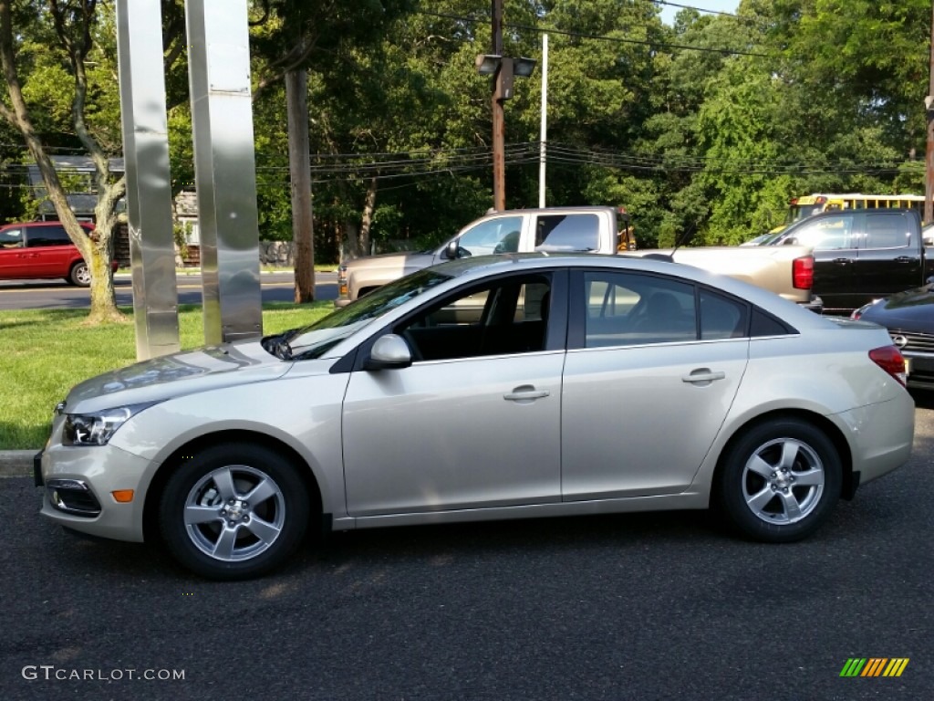 2016 Cruze Limited LT - Champagne Silver Metallic / Jet Black photo #3