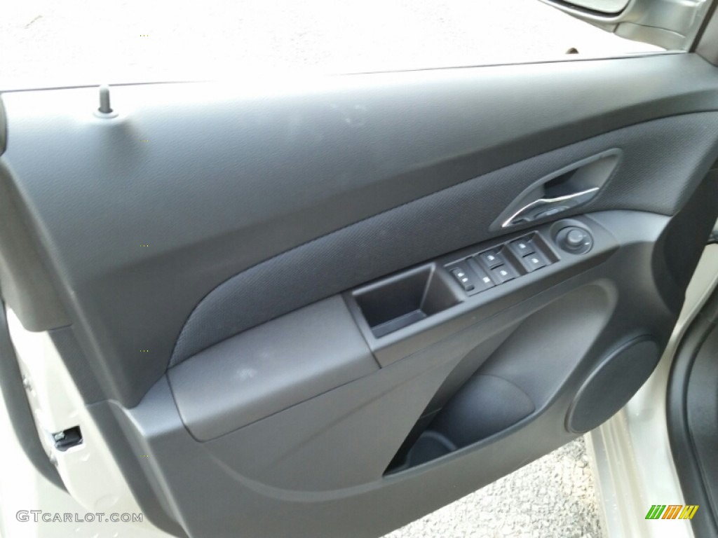 2016 Cruze Limited LT - Champagne Silver Metallic / Jet Black photo #8