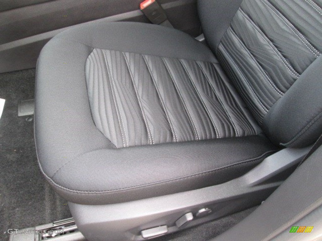 2016 Fusion SE - Magnetic Metallic / Charcoal Black photo #23