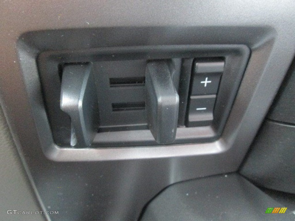 2015 F150 XLT SuperCrew 4x4 - Ruby Red Metallic / Medium Earth Gray photo #45