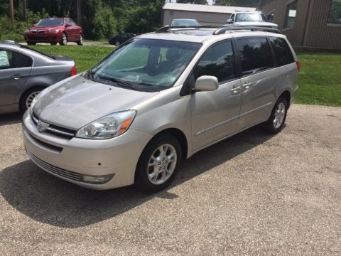 2005 Toyota Sienna XLE Limited AWD Data, Info and Specs