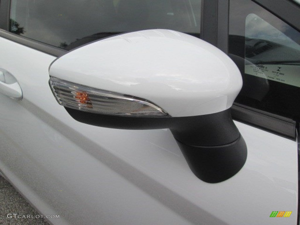 2015 Fiesta SE Hatchback - Oxford White / Charcoal Black photo #4