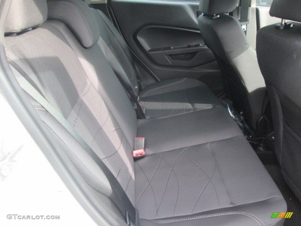 2015 Fiesta SE Hatchback - Oxford White / Charcoal Black photo #16