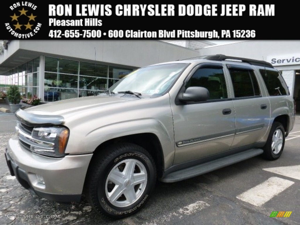 2002 TrailBlazer EXT LT 4x4 - Light Pewter Metallic / Dark Pewter photo #1