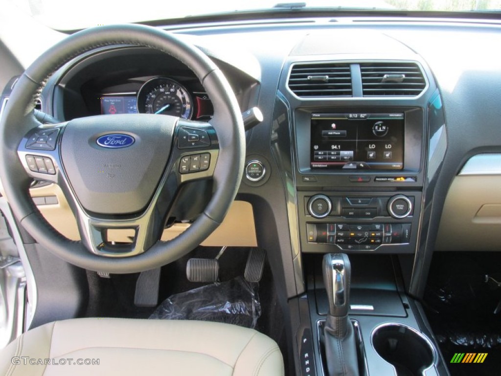 2016 Ford Explorer XLT Dashboard Photos