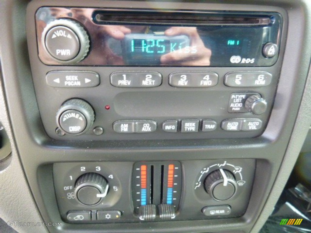 2002 TrailBlazer EXT LT 4x4 - Light Pewter Metallic / Dark Pewter photo #19