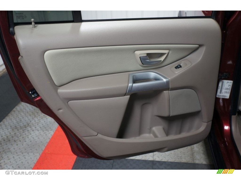 2005 XC90 2.5T AWD - Ruby Red Metallic / Taupe/Light Taupe photo #15