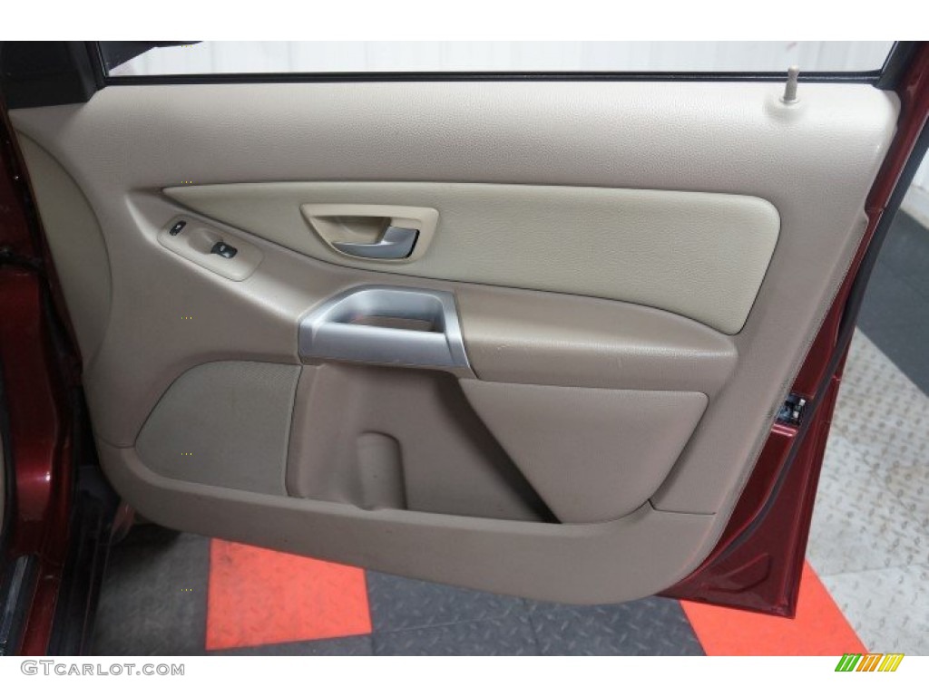 2005 XC90 2.5T AWD - Ruby Red Metallic / Taupe/Light Taupe photo #17