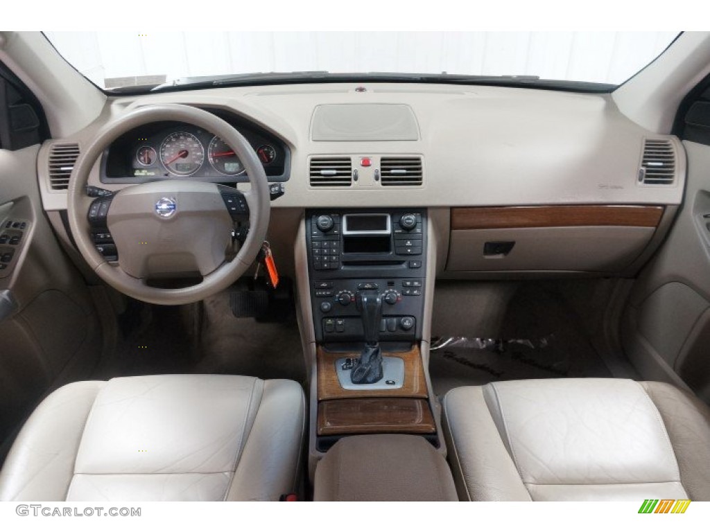 2005 XC90 2.5T AWD - Ruby Red Metallic / Taupe/Light Taupe photo #22