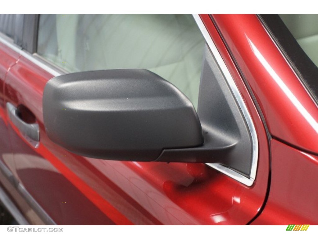 2005 XC90 2.5T AWD - Ruby Red Metallic / Taupe/Light Taupe photo #42