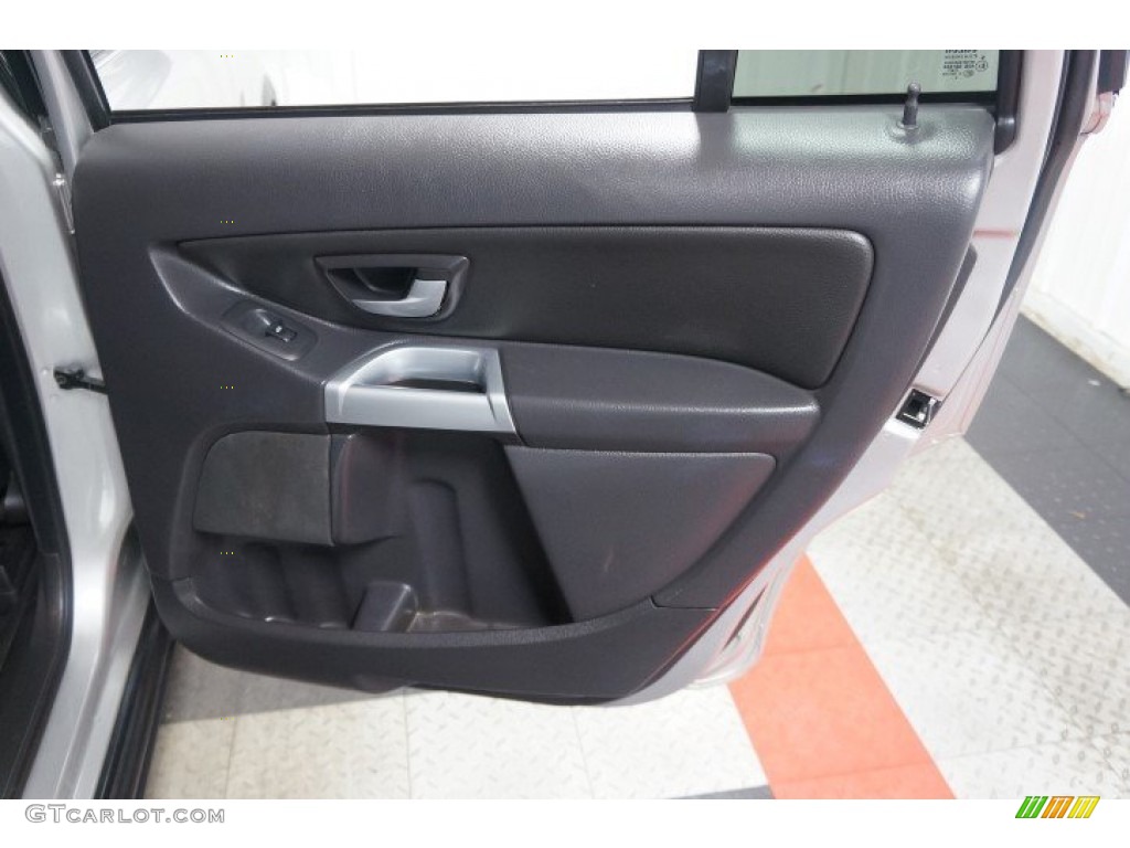 2005 XC90 V8 AWD - Silver Metallic / Graphite photo #15