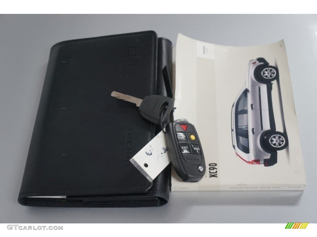 2005 XC90 V8 AWD - Silver Metallic / Graphite photo #34