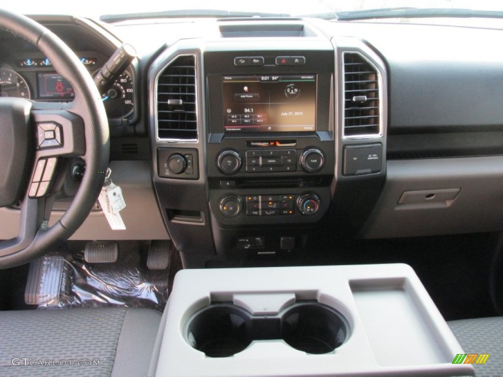 2015 F150 XLT SuperCrew 4x4 - Magnetic Metallic / Medium Earth Gray photo #26