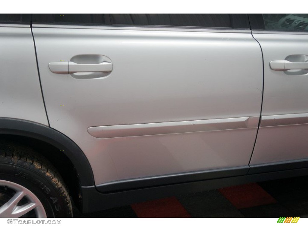 2005 XC90 V8 AWD - Silver Metallic / Graphite photo #47