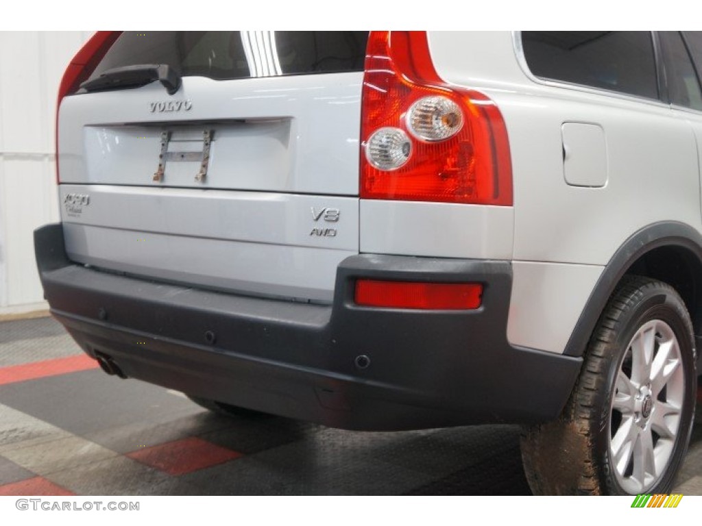 2005 XC90 V8 AWD - Silver Metallic / Graphite photo #52