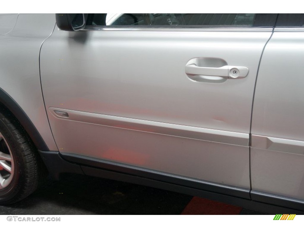 2005 XC90 V8 AWD - Silver Metallic / Graphite photo #58