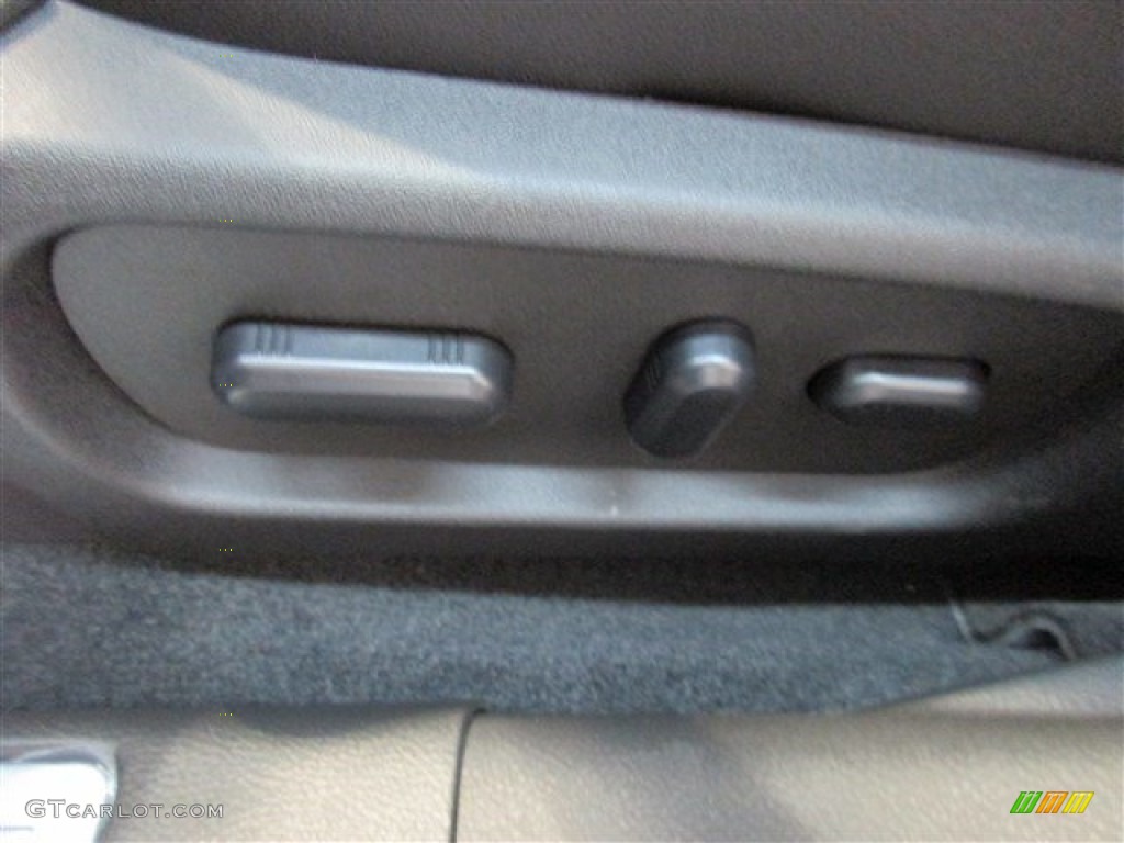 2015 Taurus Limited - Tuxedo Black Metallic / Charcoal Black photo #14