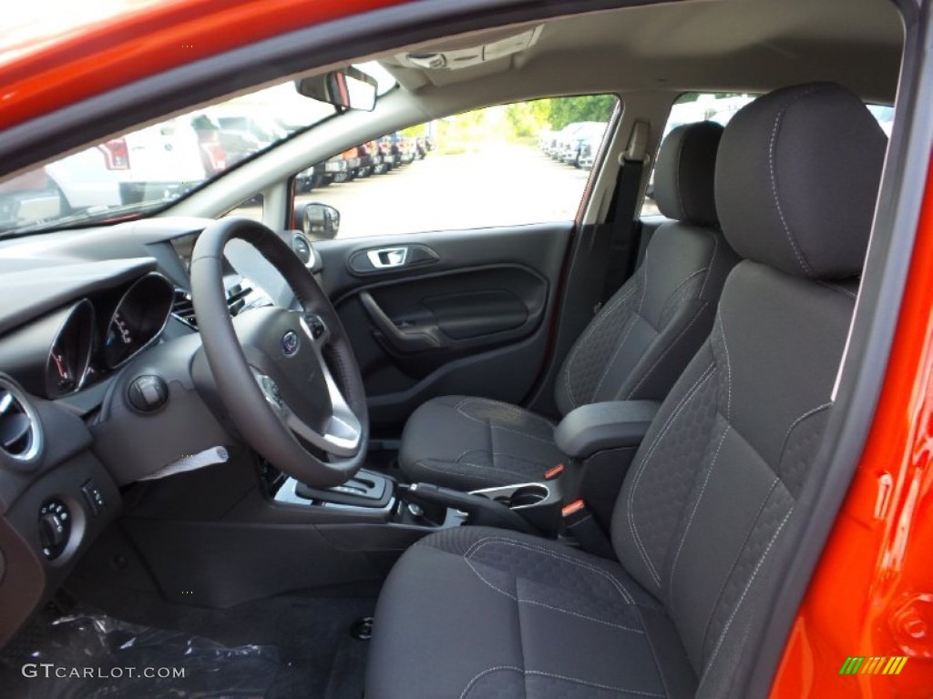 2015 Fiesta SE Hatchback - Race Red / Charcoal Black photo #12