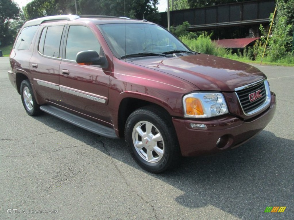 2004 Envoy XUV SLT 4x4 - Magnetic Red Metallic / Dark Pewter photo #4