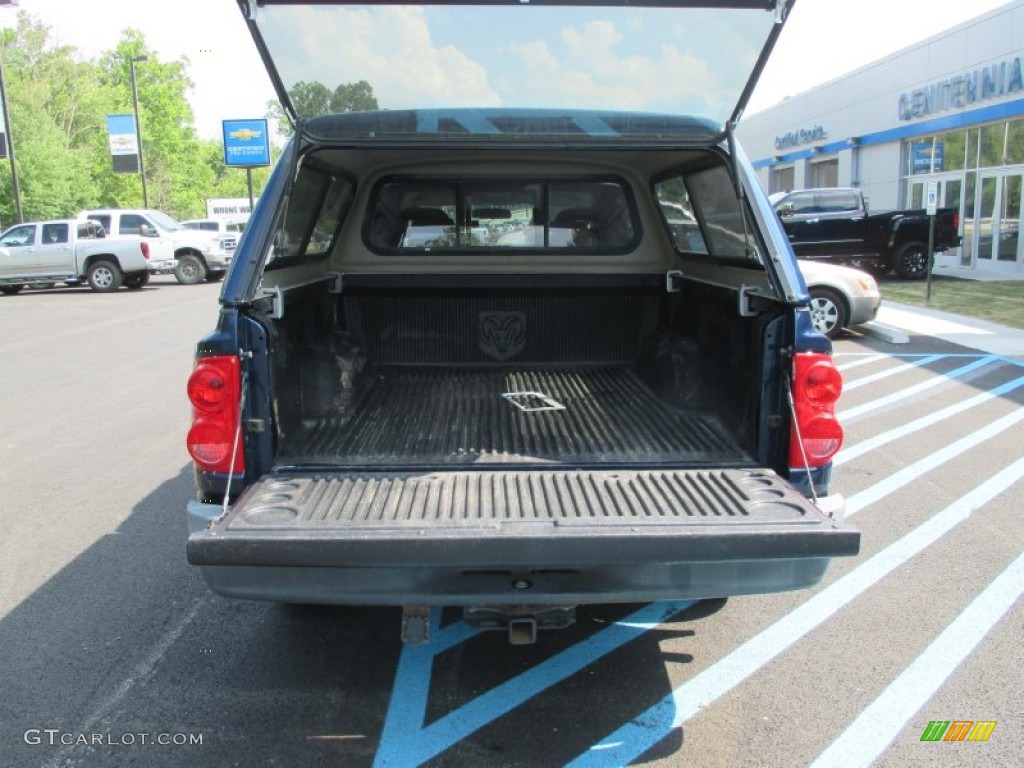 2006 Dakota ST Quad Cab 4x4 - Patriot Blue Pearl / Medium Slate Gray photo #9