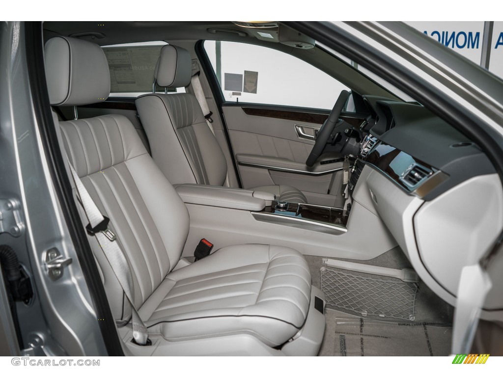 2016 Mercedes-Benz E 250 Bluetec Sedan Front Seat Photo #105902345