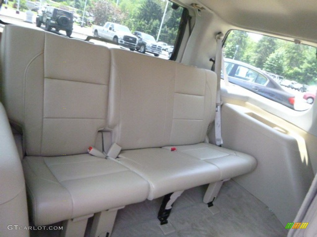 2011 Armada Platinum 4WD - Blizzard White / Charcoal photo #11