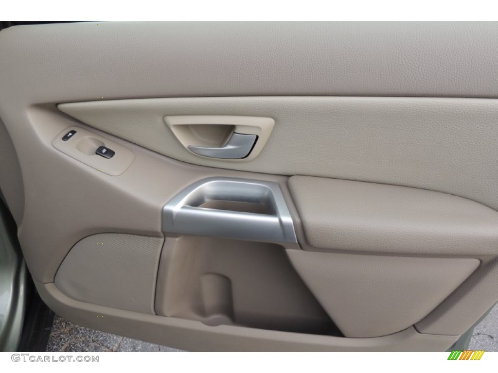 2006 XC90 V8 AWD - Willow Green Metallic / Taupe/Light Taupe photo #20