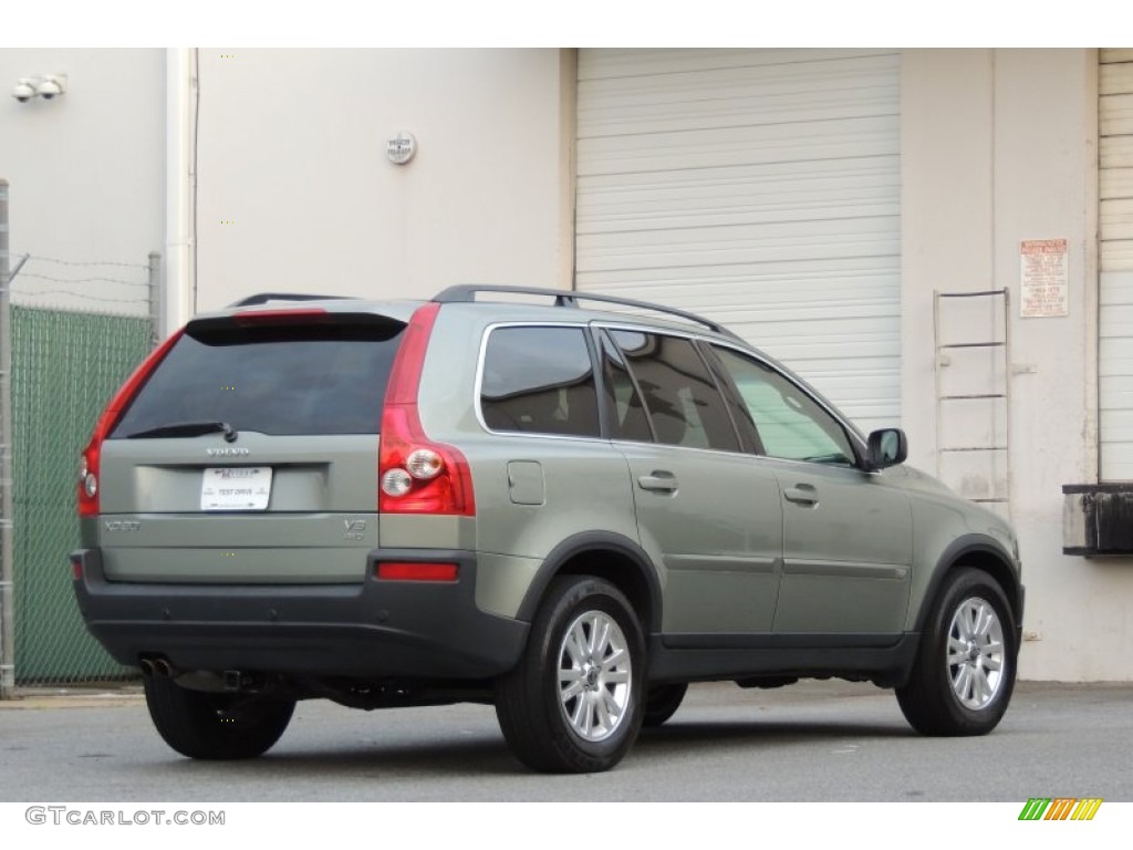 2006 XC90 V8 AWD - Willow Green Metallic / Taupe/Light Taupe photo #28