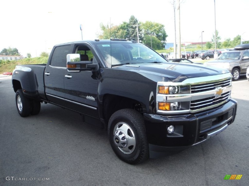 2015 Chevrolet Silverado 3500HD High Country Crew Cab Dual Rear Wheel 4x4 Exterior Photos