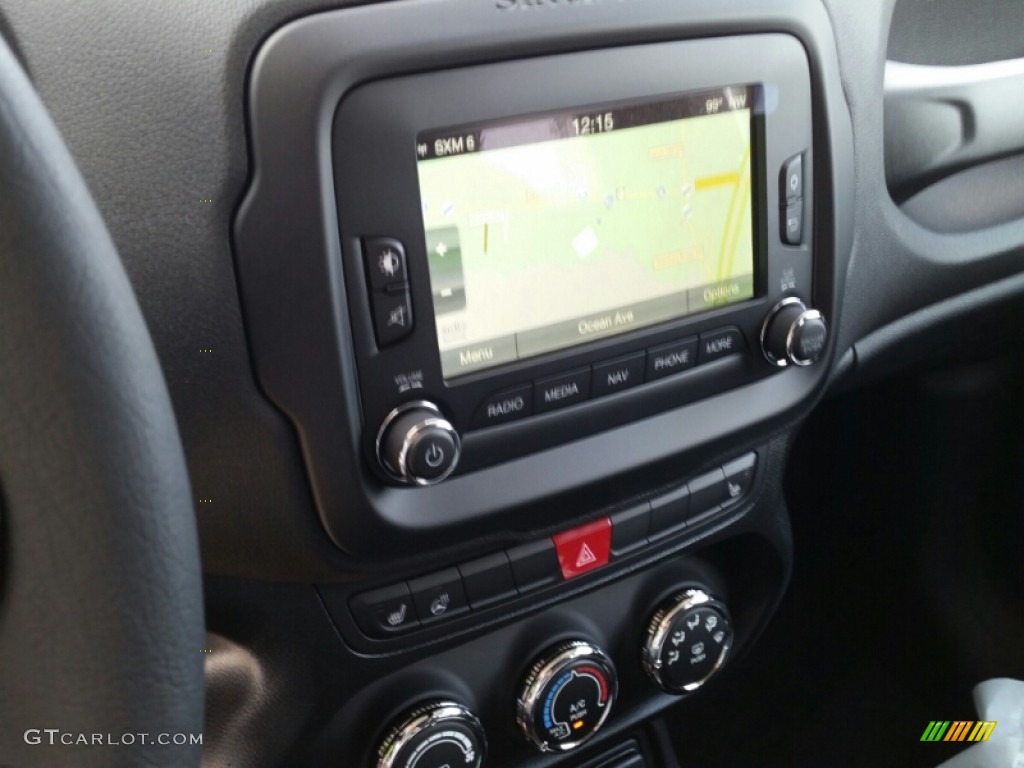 2015 Jeep Renegade Latitude 4x4 Controls Photos