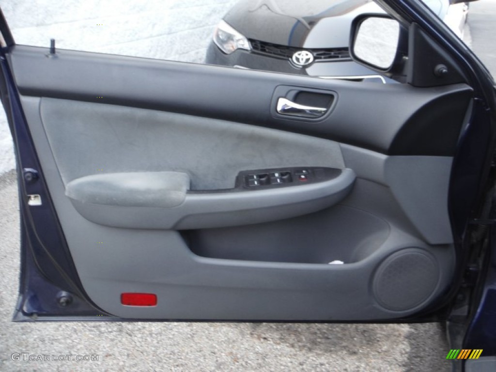 2006 Accord Value Package Sedan - Royal Blue Pearl / Gray photo #10