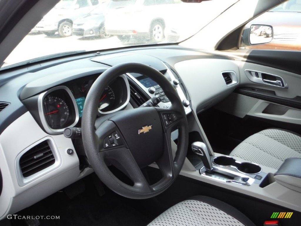 Light Titanium/Jet Black Interior 2014 Chevrolet Equinox LS Photo #105929630