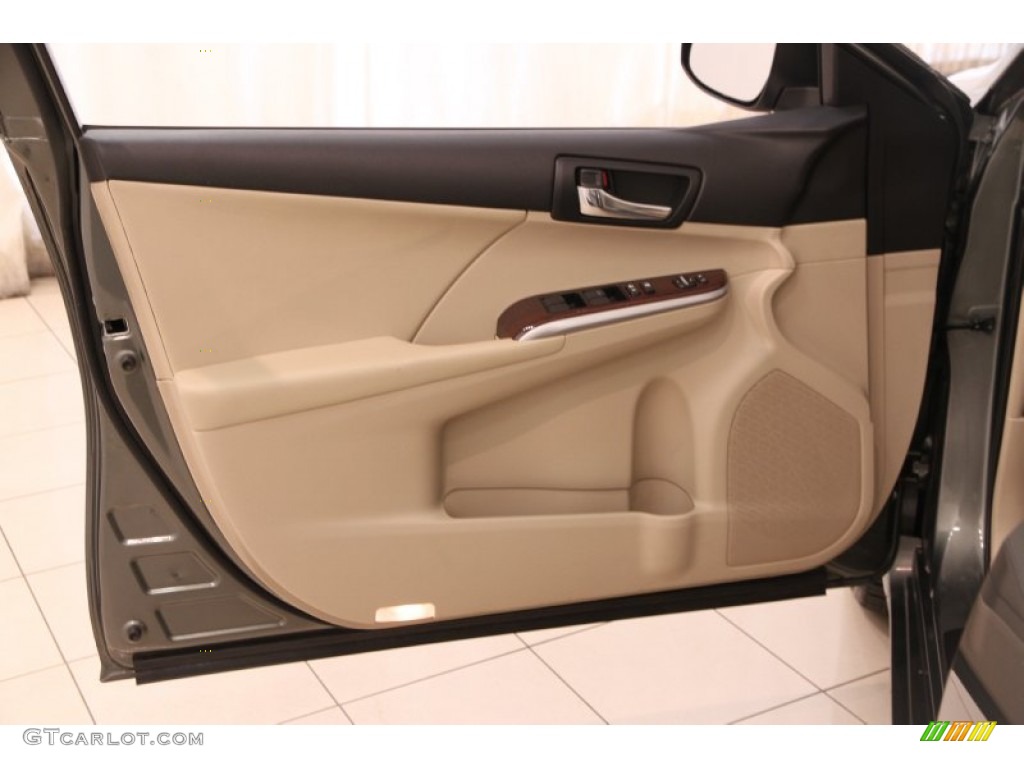 2012 Toyota Camry XLE V6 Ivory Door Panel Photo #105930187