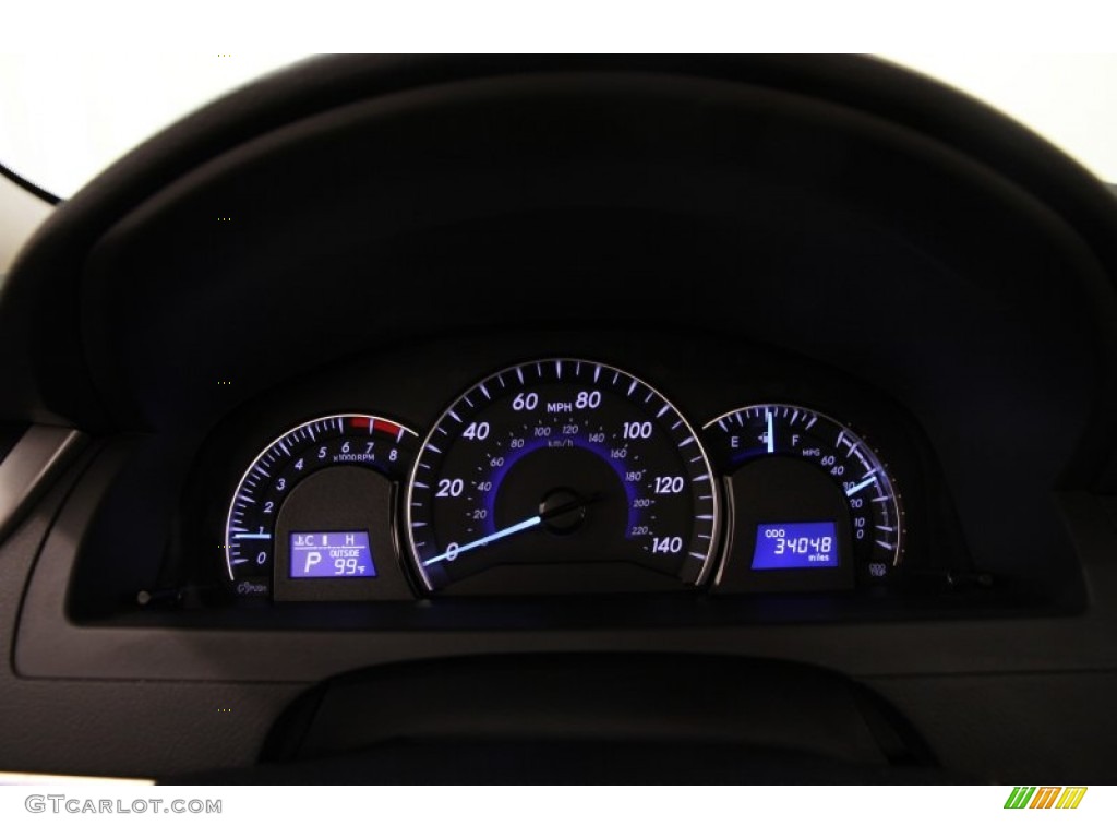 2012 Toyota Camry XLE V6 Gauges Photos